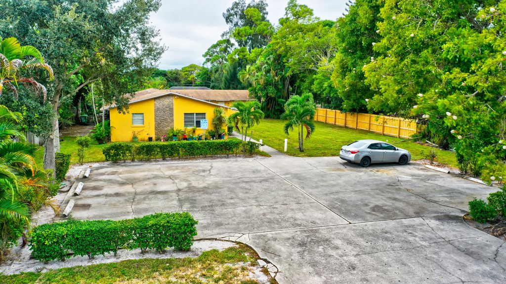 Photo of 4030 Luzon Avenue, Lake Worth, FL 33461 (MLS # R10936132)