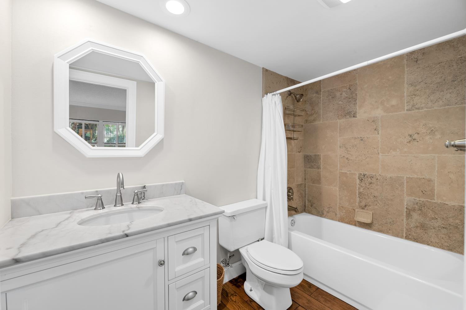 MEADOW BROOK CONDO - Residential