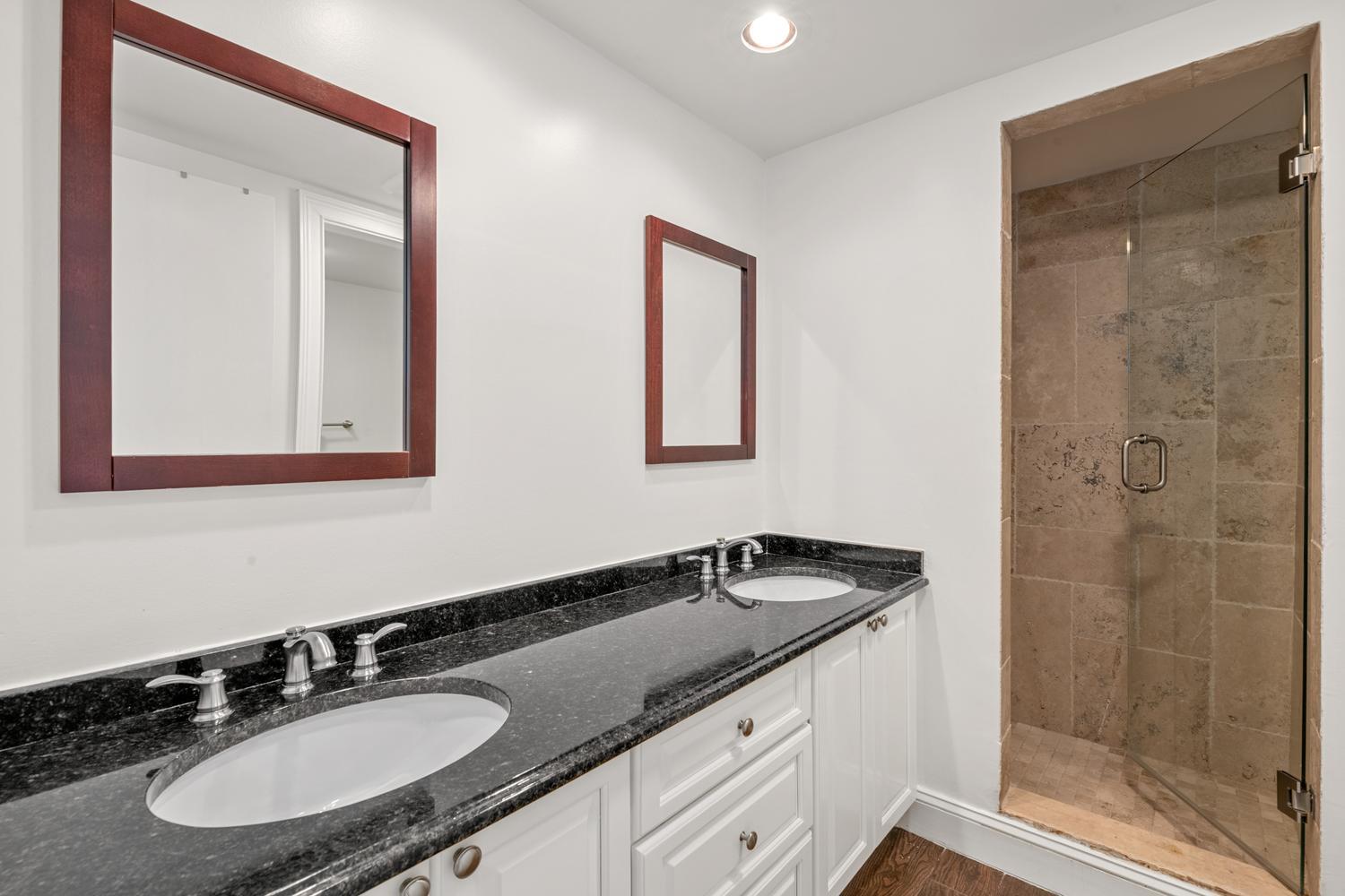 MEADOW BROOK CONDO - Residential