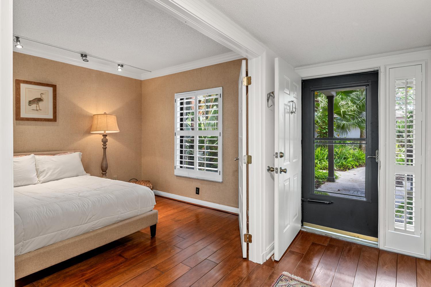 MEADOW BROOK CONDO - Residential