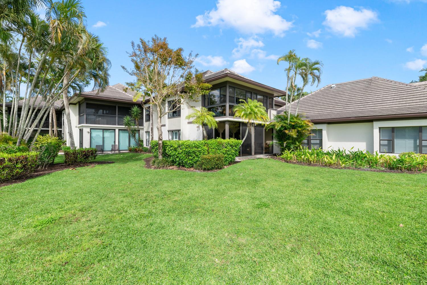 MEADOW BROOK CONDO - Residential