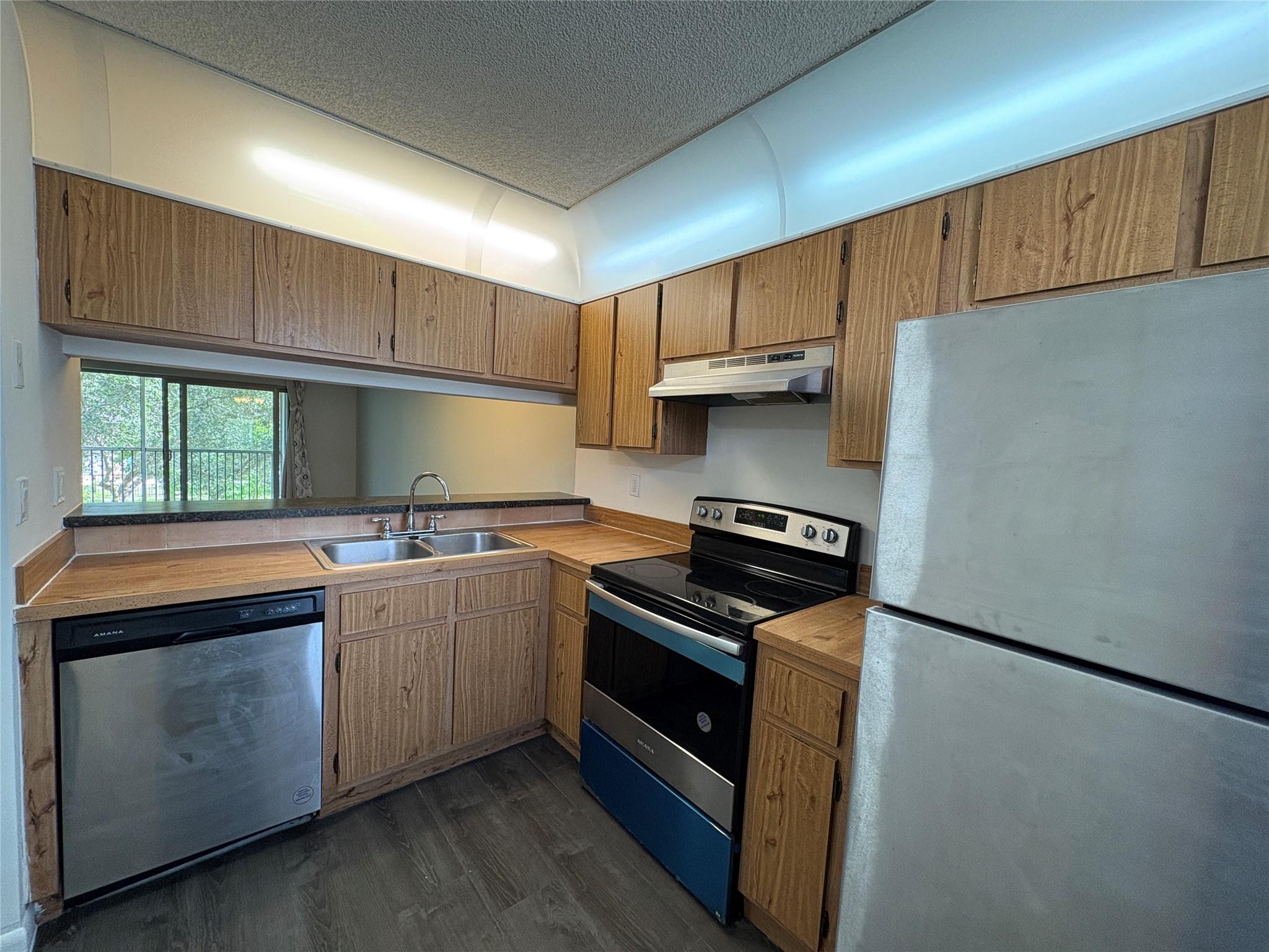 2700 Forest Hills Blvd 203