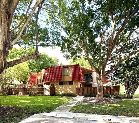 8141 Severn Drive B Boca Raton FL 33433