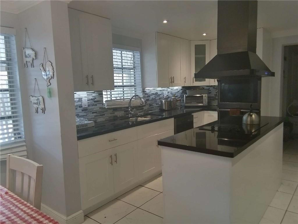 North Dade County Club Vi - Residential