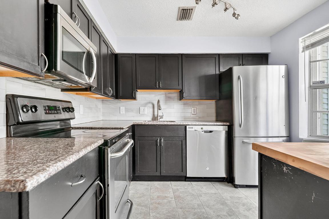 GEORGIAN PARK - Residential