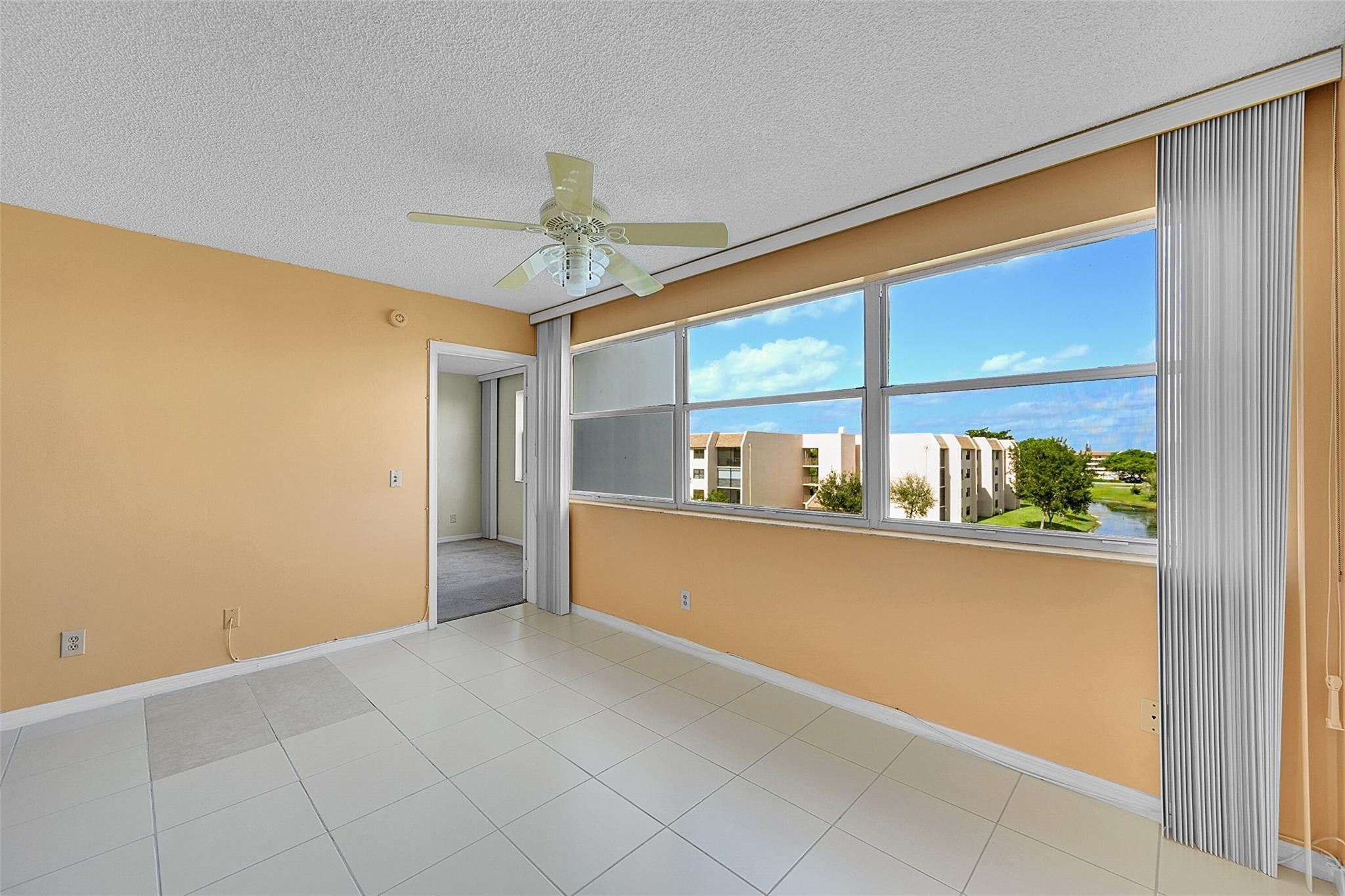 Sunrise Lakes Phase IV - Residential