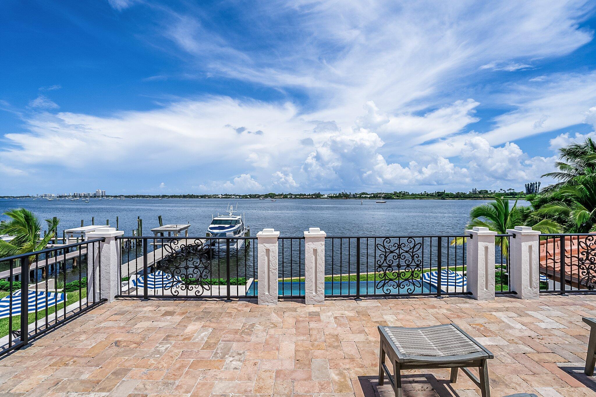 NORTH SHORE TERRACE 2 - Residential