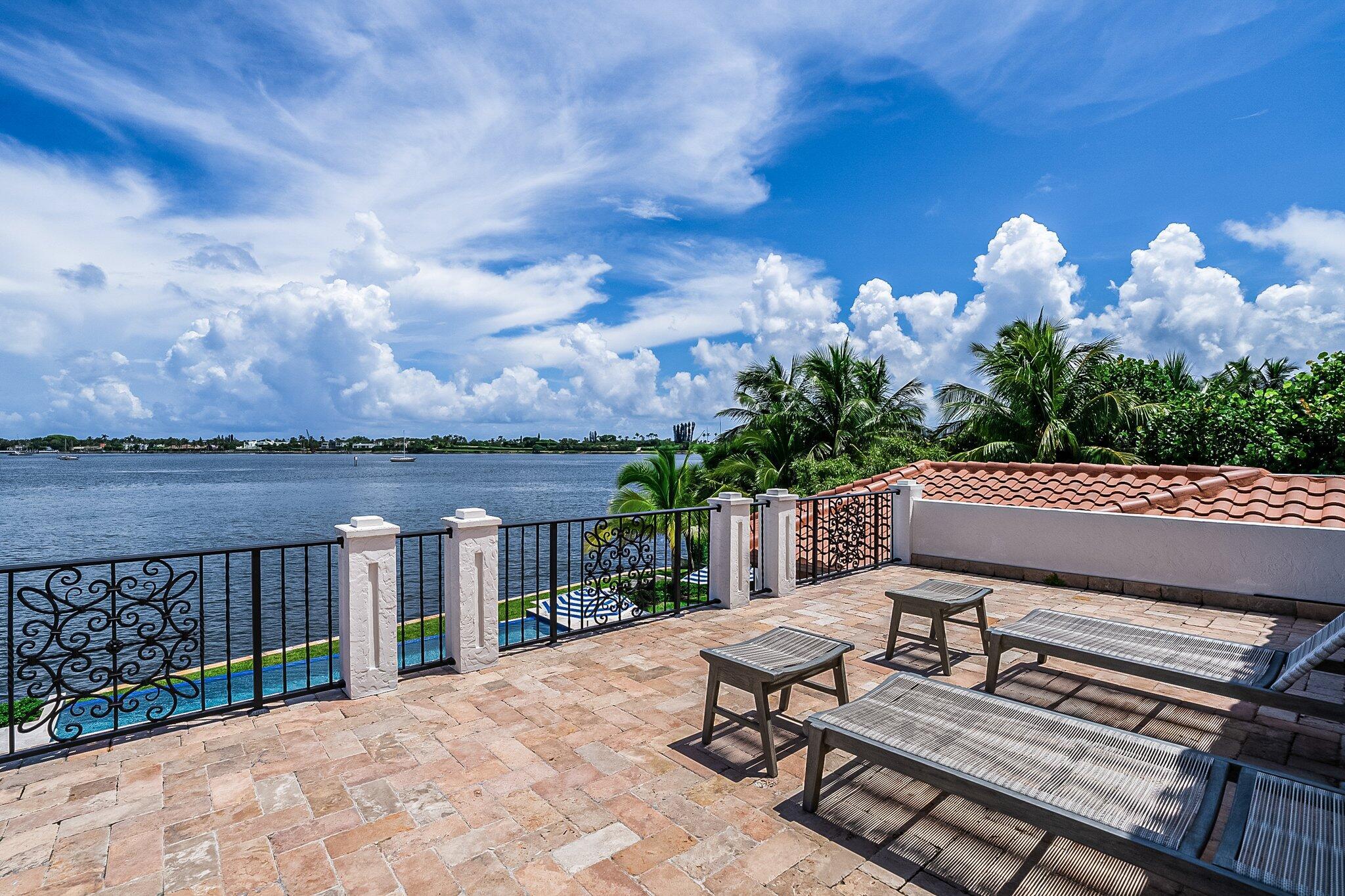 NORTH SHORE TERRACE 2 - Residential