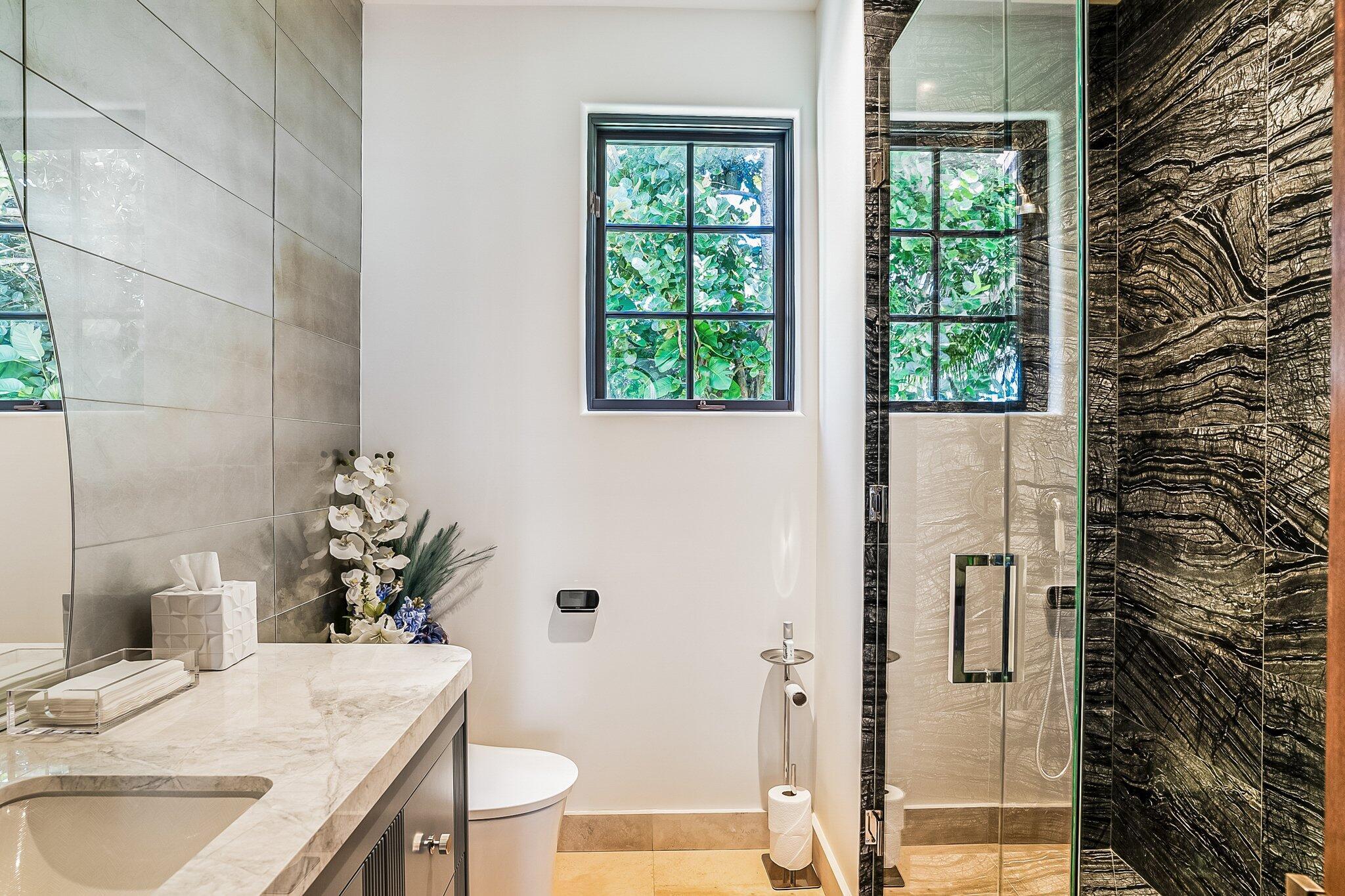NORTH SHORE TERRACE 2 - Residential