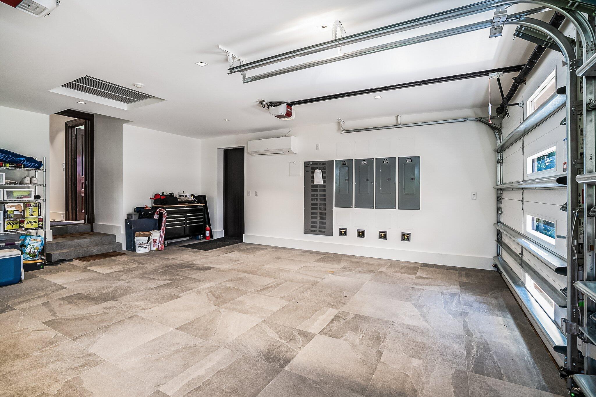 NORTH SHORE TERRACE 2 - Residential