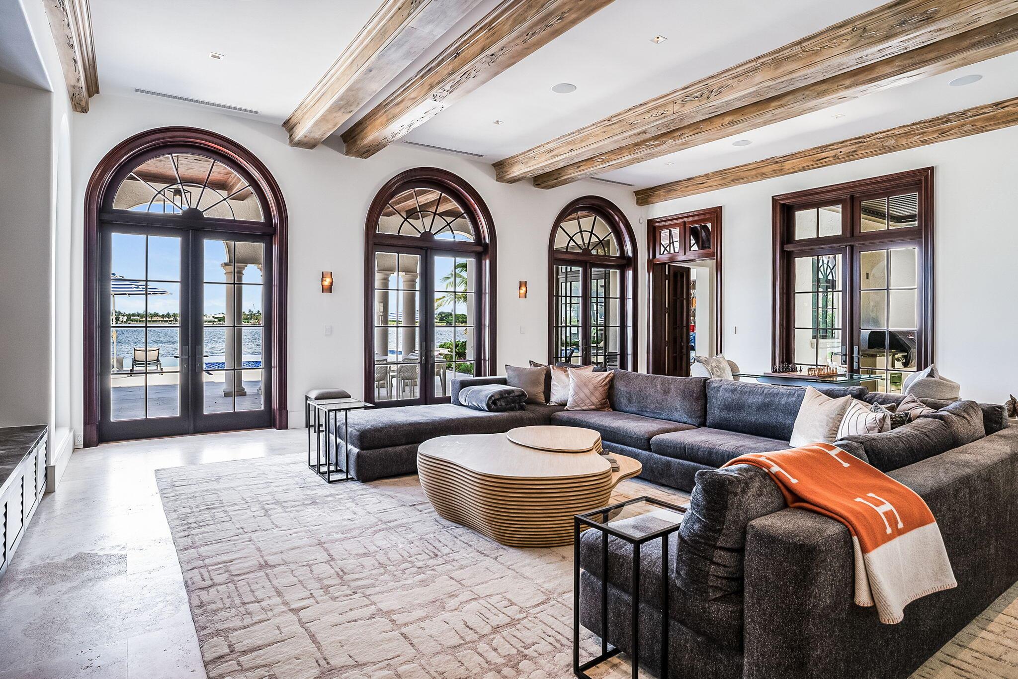 NORTH SHORE TERRACE 2 - Residential