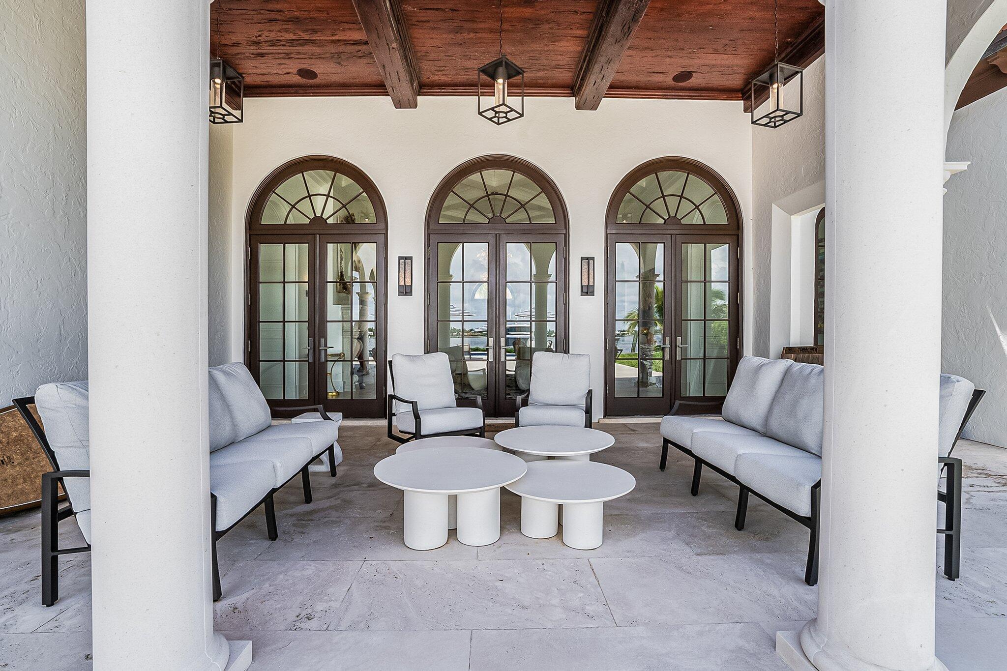 NORTH SHORE TERRACE 2 - Residential