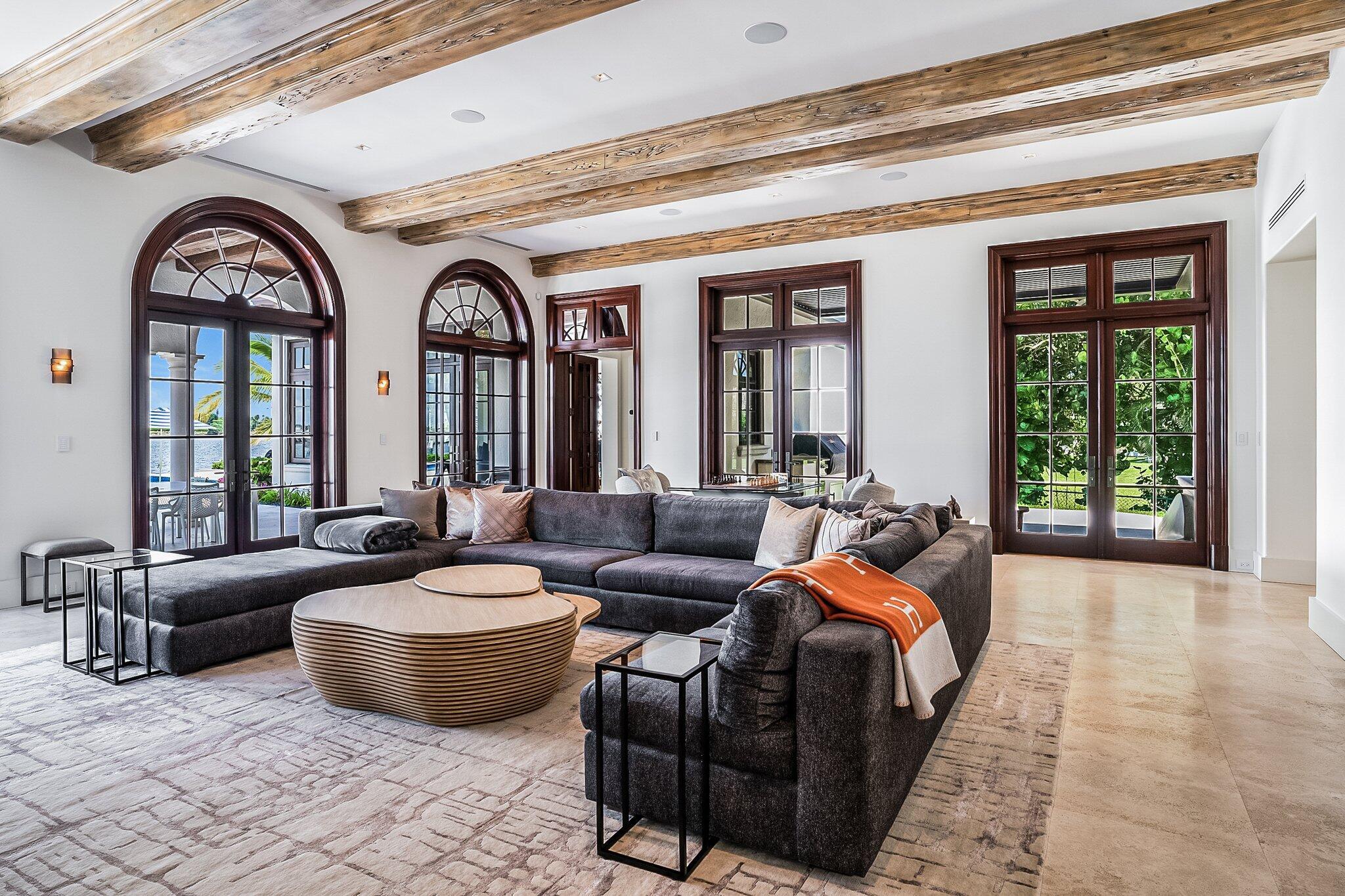 NORTH SHORE TERRACE 2 - Residential