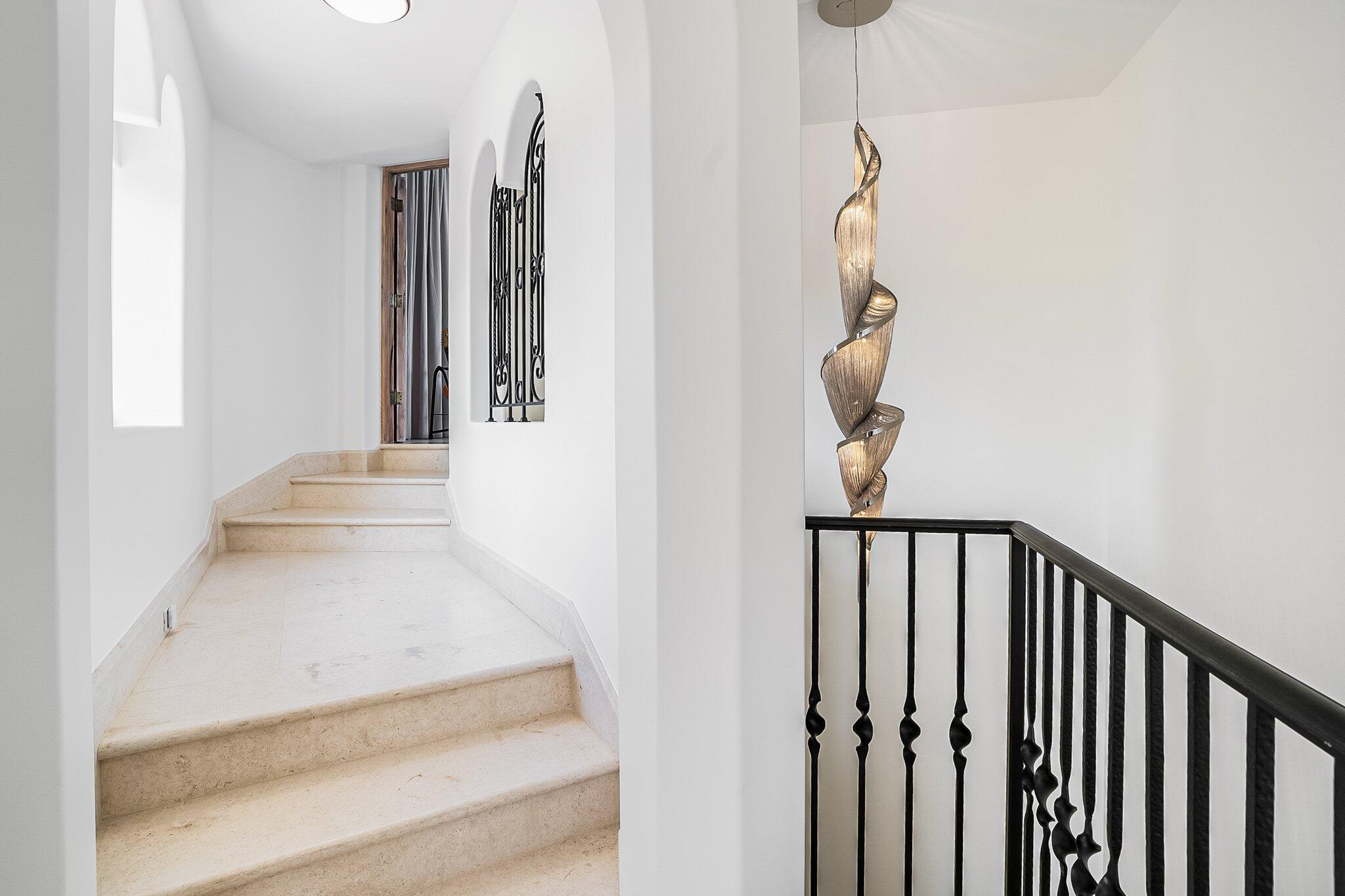 NORTH SHORE TERRACE 2 - Residential