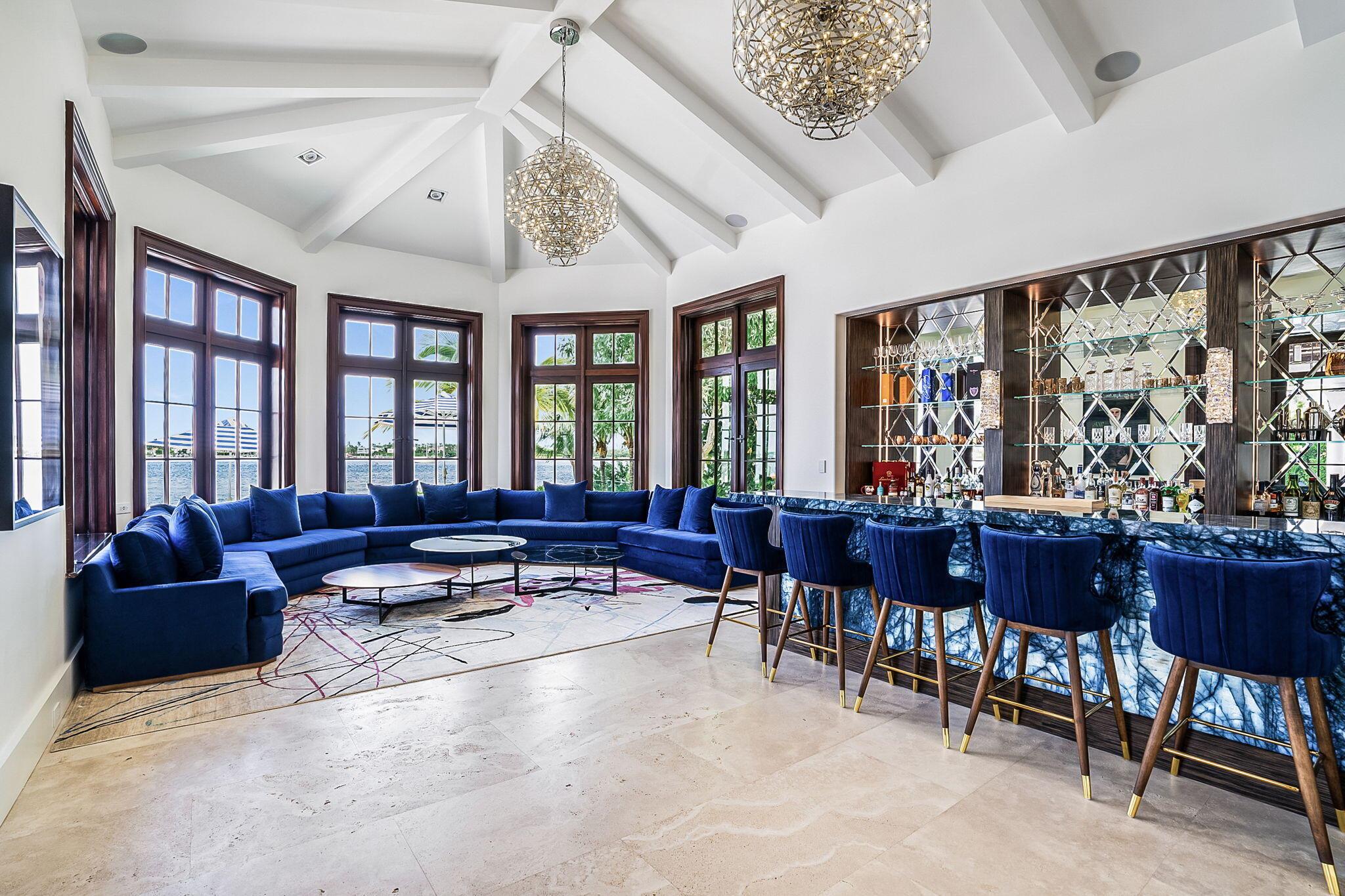 NORTH SHORE TERRACE 2 - Residential