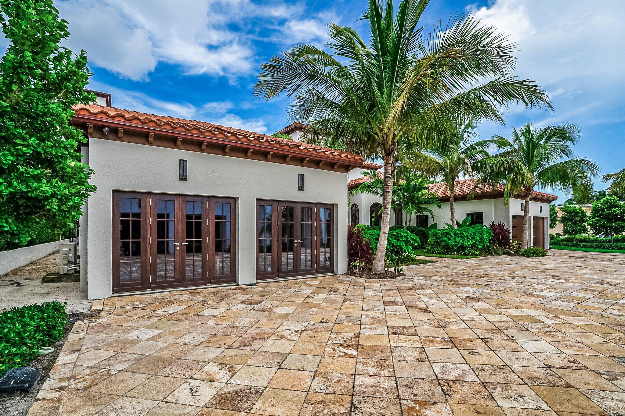NORTH SHORE TERRACE 2 - Residential