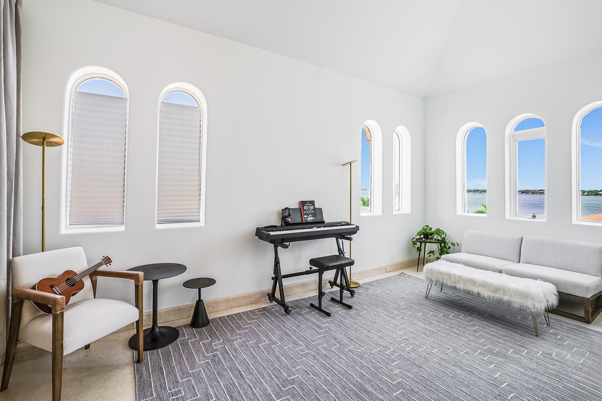 NORTH SHORE TERRACE 2 - Residential
