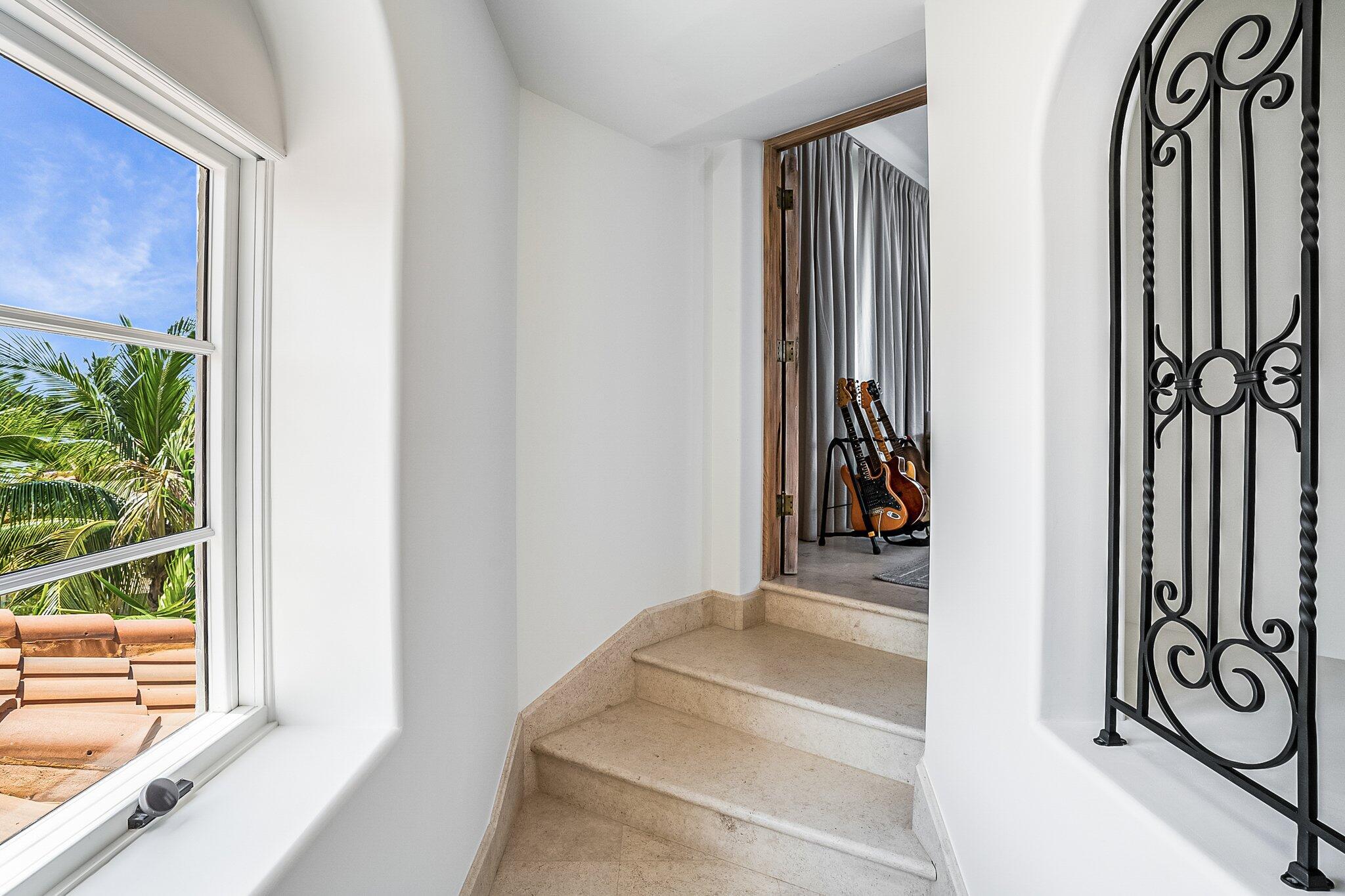 NORTH SHORE TERRACE 2 - Residential