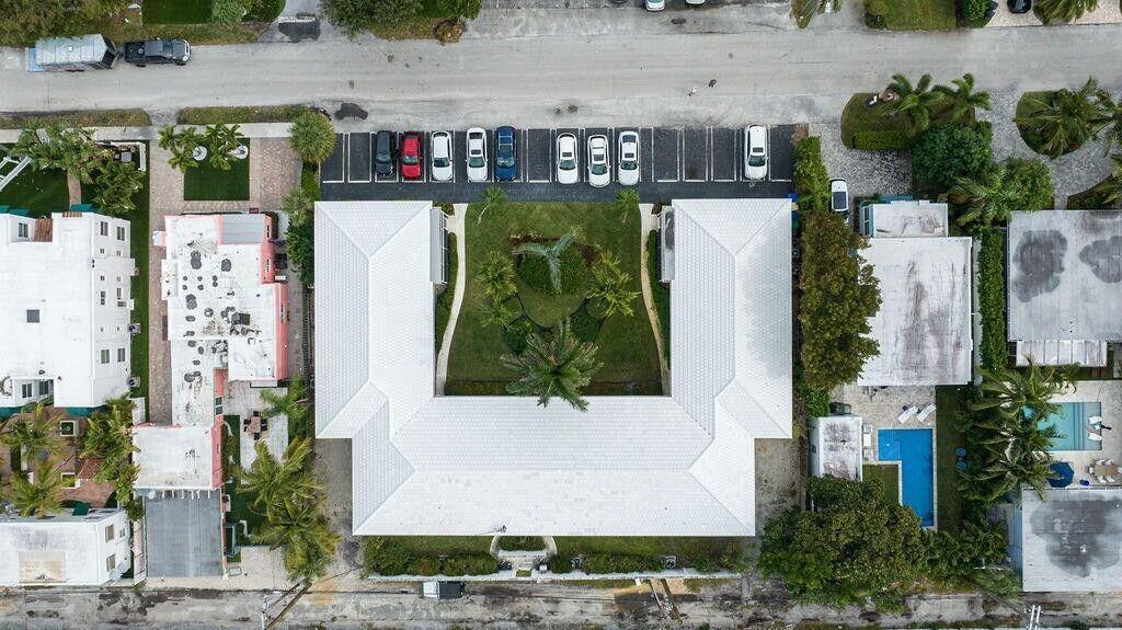 BEEKMAN CONDO - Residential