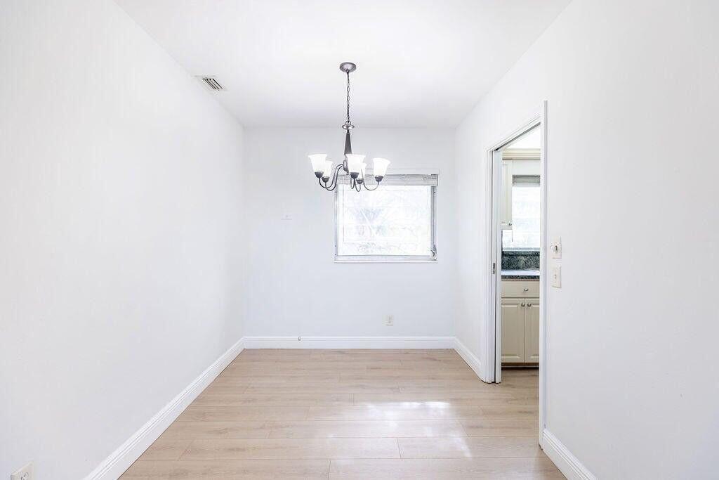 BEEKMAN CONDO - Residential