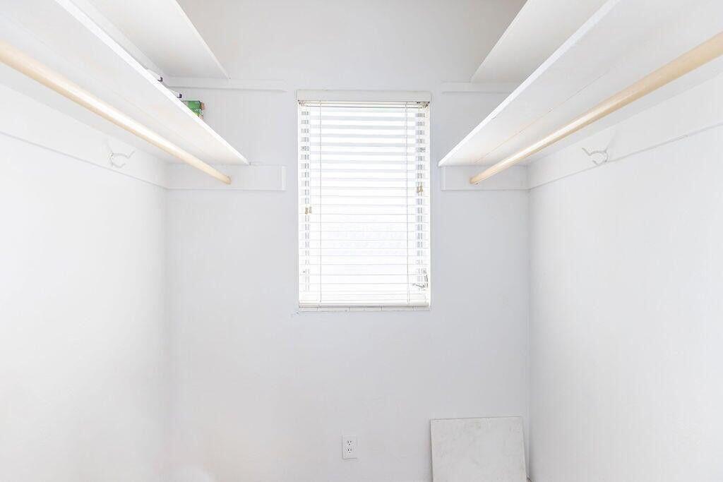 BEEKMAN CONDO - Residential