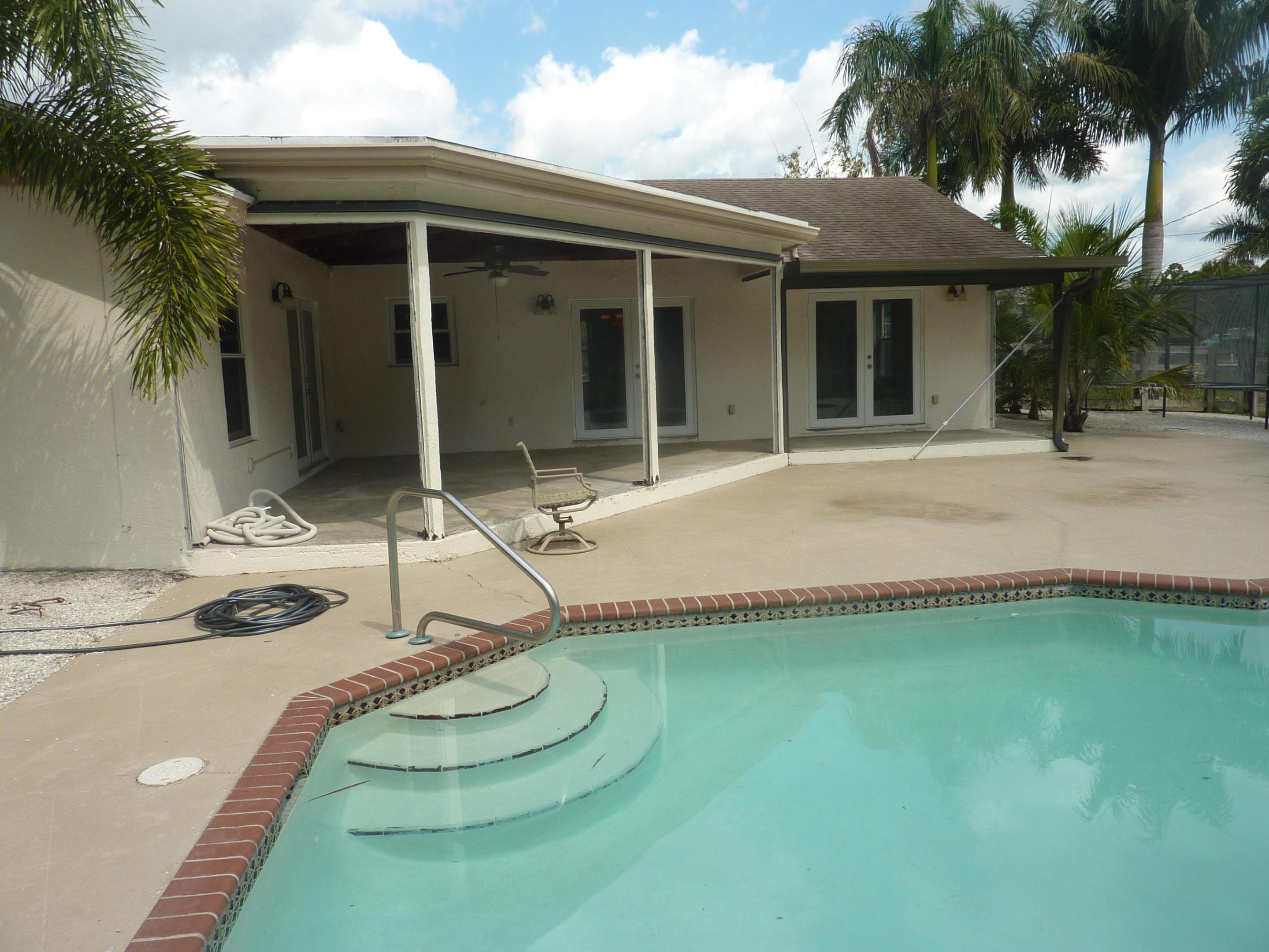 ACREAGE & UNREC - Residential Lease