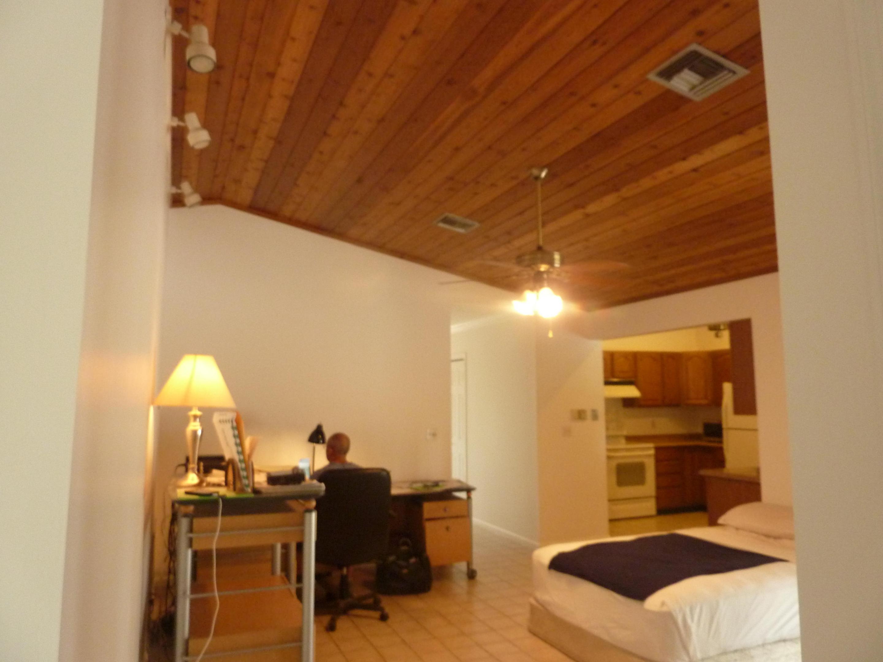 ACREAGE & UNREC - Residential Lease