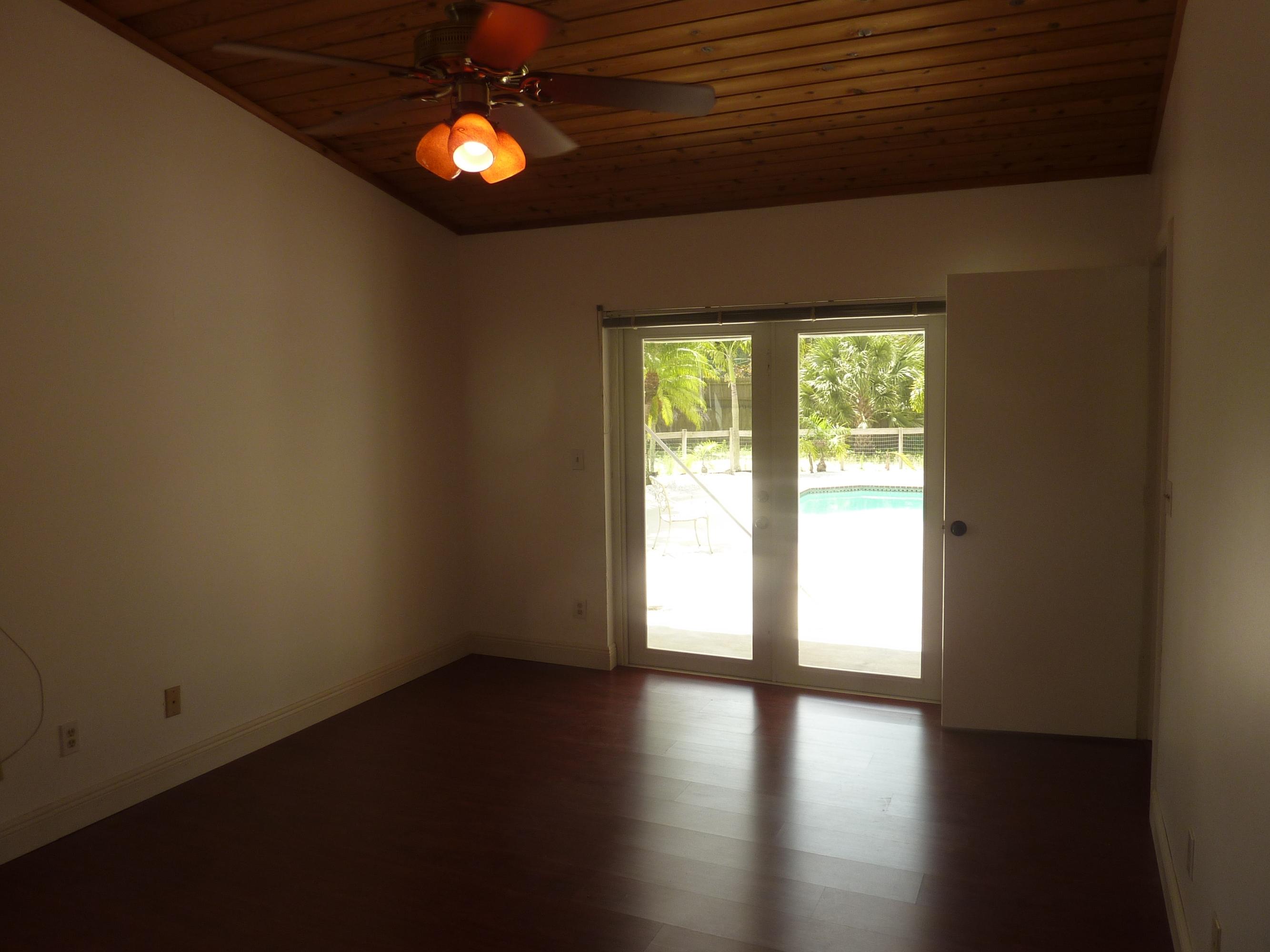 ACREAGE & UNREC - Residential Lease