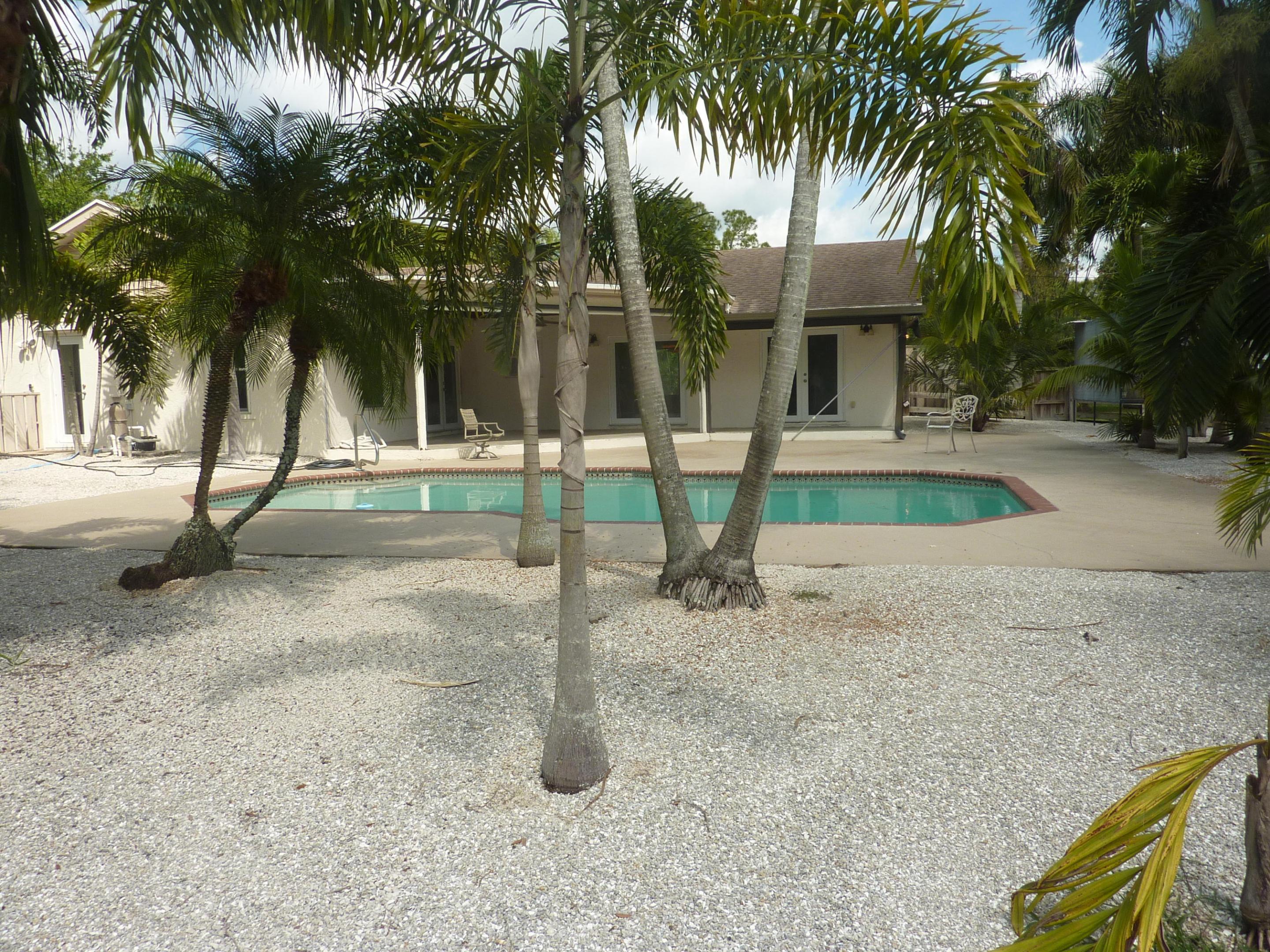 ACREAGE & UNREC - Residential Lease