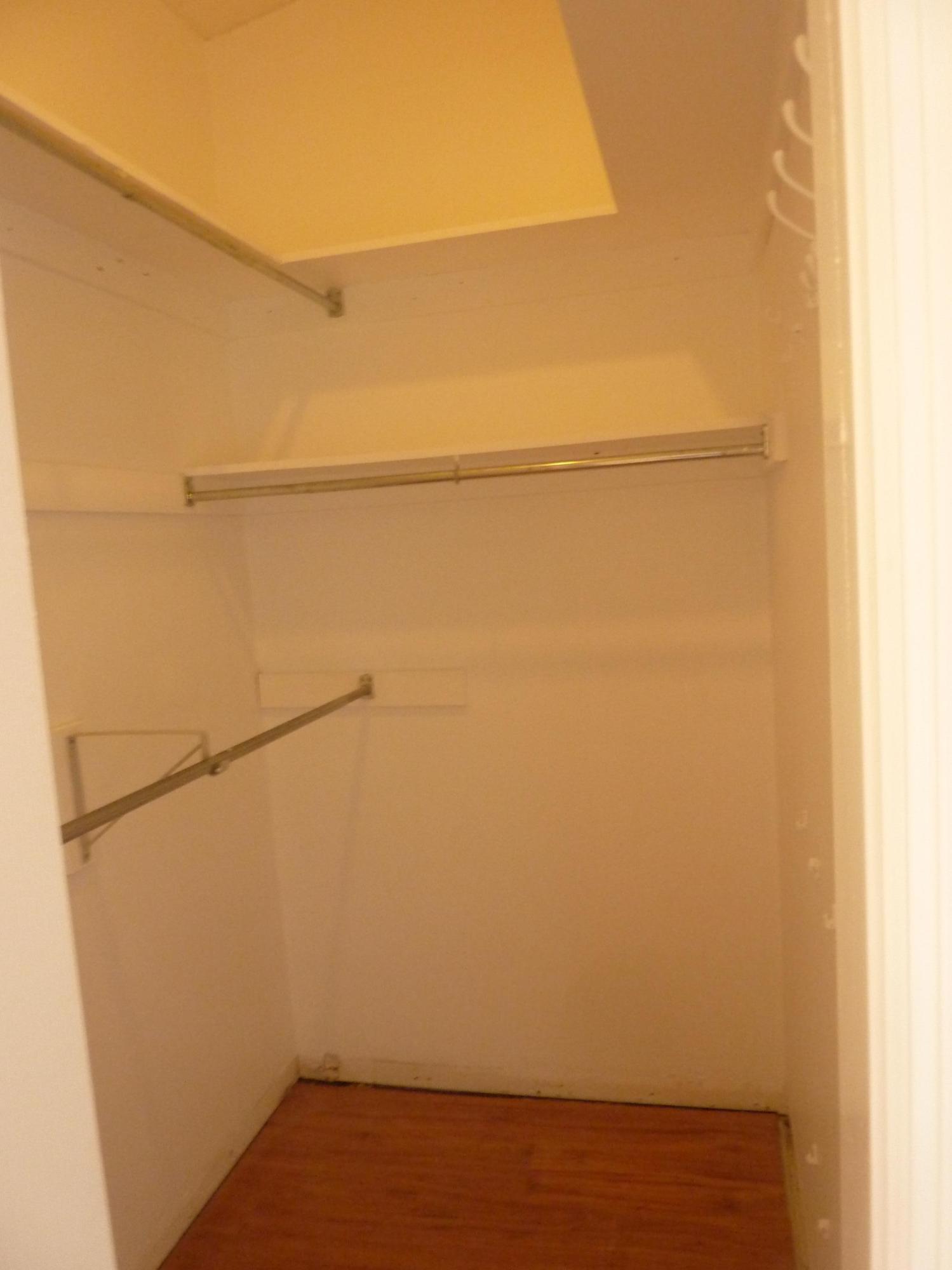 ACREAGE & UNREC - Residential Lease