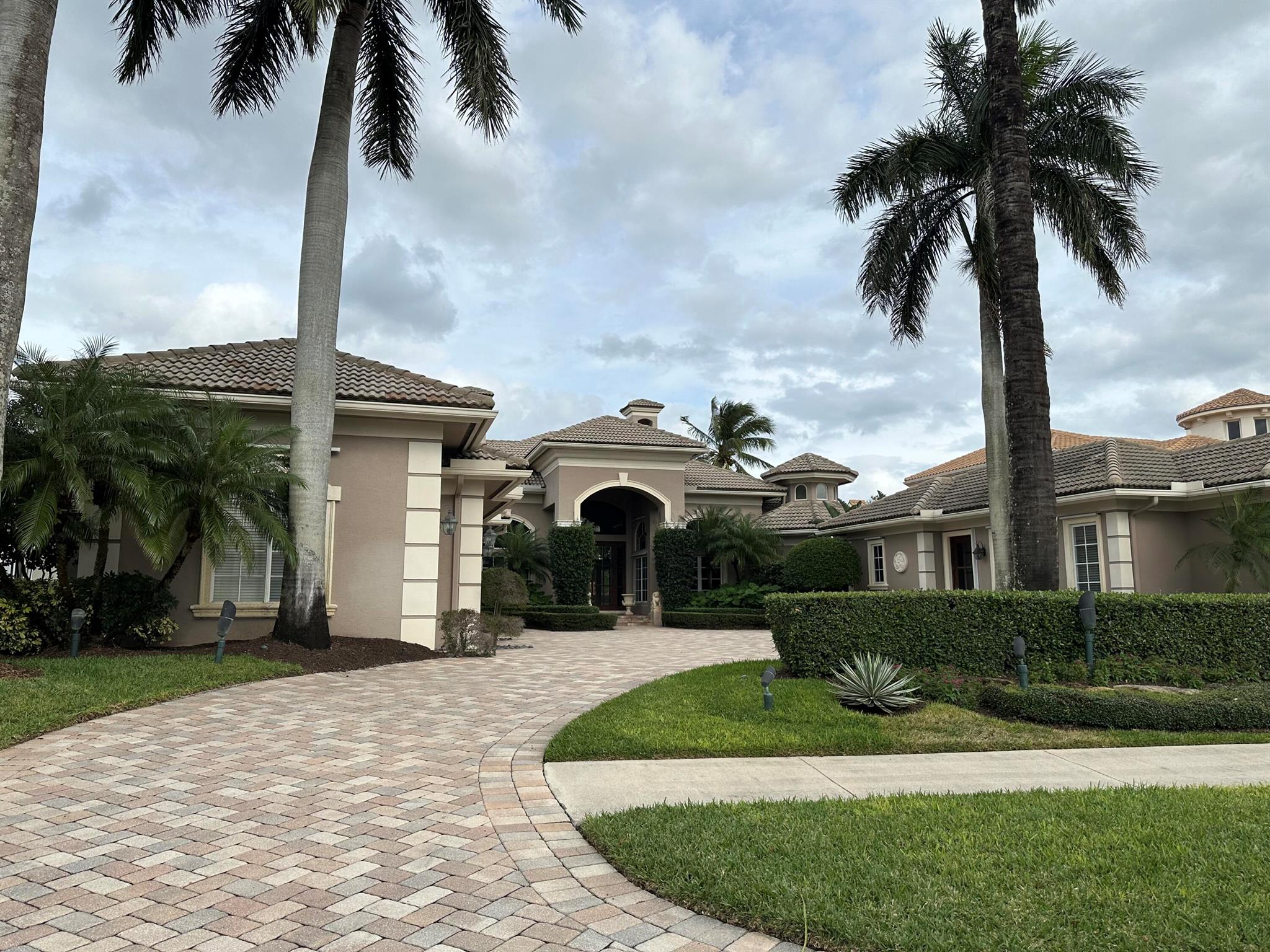 BALLENISLES POD 10 - Residential