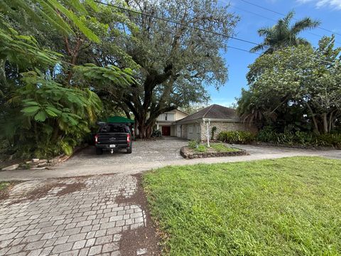 3731 N Park Road Hollywood FL 33021