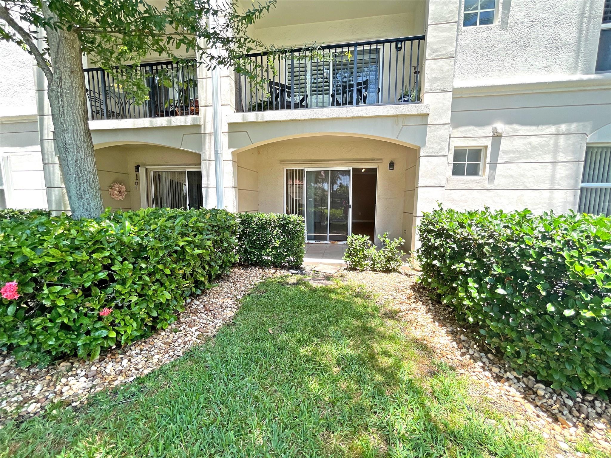 2105 Tuscany Way 2105