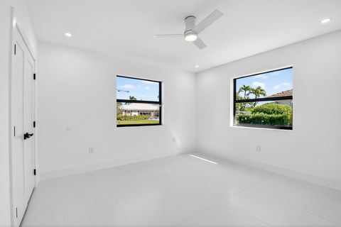 Tiny photo for 1410 Beta Court N, Lake Clarke Shores, FL 33406 (MLS # R11159869)