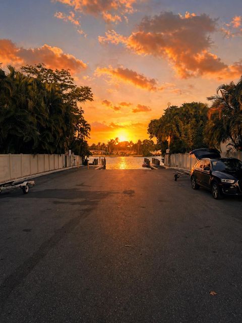 Tiny photo for 1410 Beta Court N, Lake Clarke Shores, FL 33406 (MLS # R11159869)