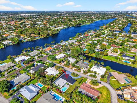Tiny photo for 1410 Beta Court N, Lake Clarke Shores, FL 33406 (MLS # R11159869)