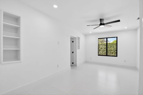 Tiny photo for 1410 Beta Court N, Lake Clarke Shores, FL 33406 (MLS # R11159869)