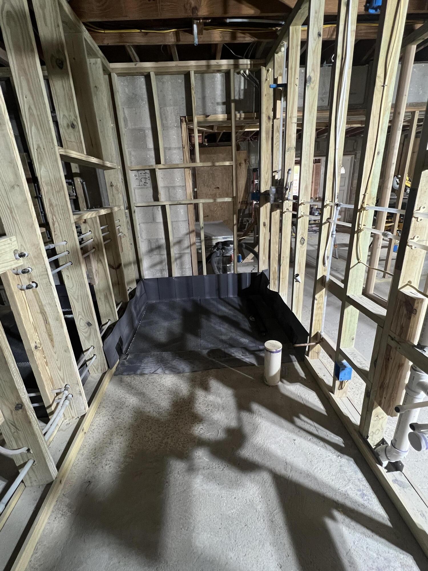 LAKE CLARKE ISLE 2 - Residential