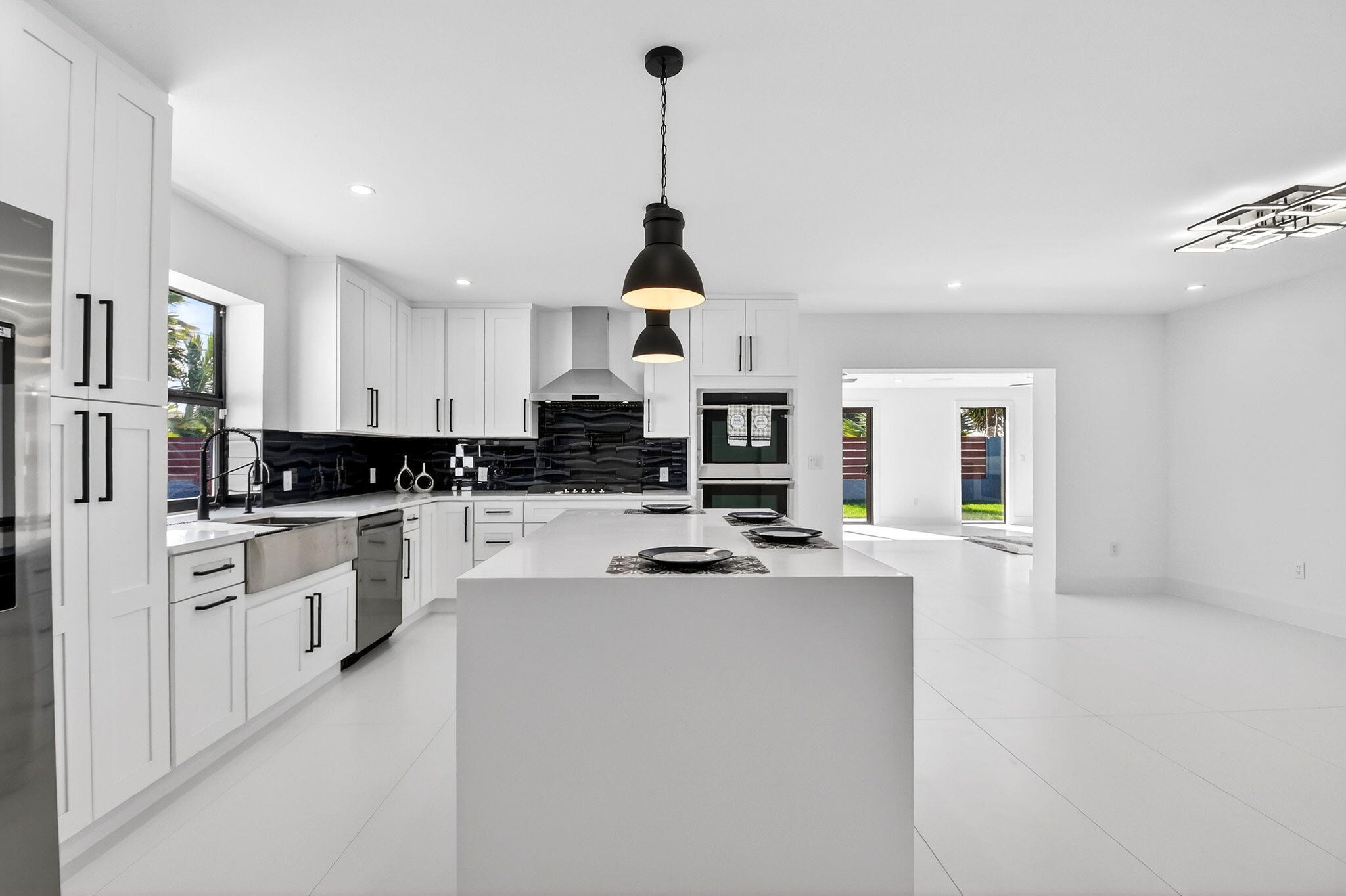 LAKE CLARKE ISLE 2 - Residential