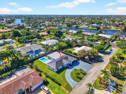 Tiny photo for 1410 Beta Court N, Lake Clarke Shores, FL 33406 (MLS # R11159869)