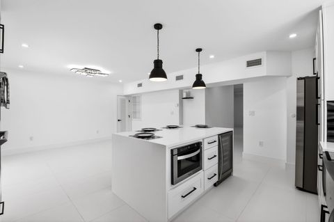 Tiny photo for 1410 Beta Court N, Lake Clarke Shores, FL 33406 (MLS # R11159869)