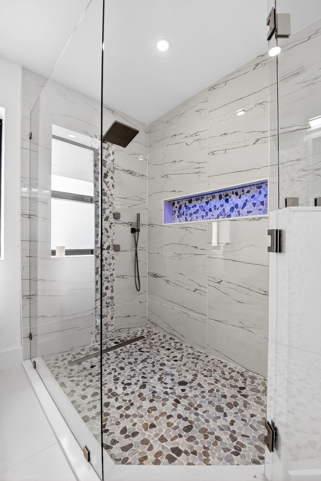 LAKE CLARKE ISLE 2 - Residential