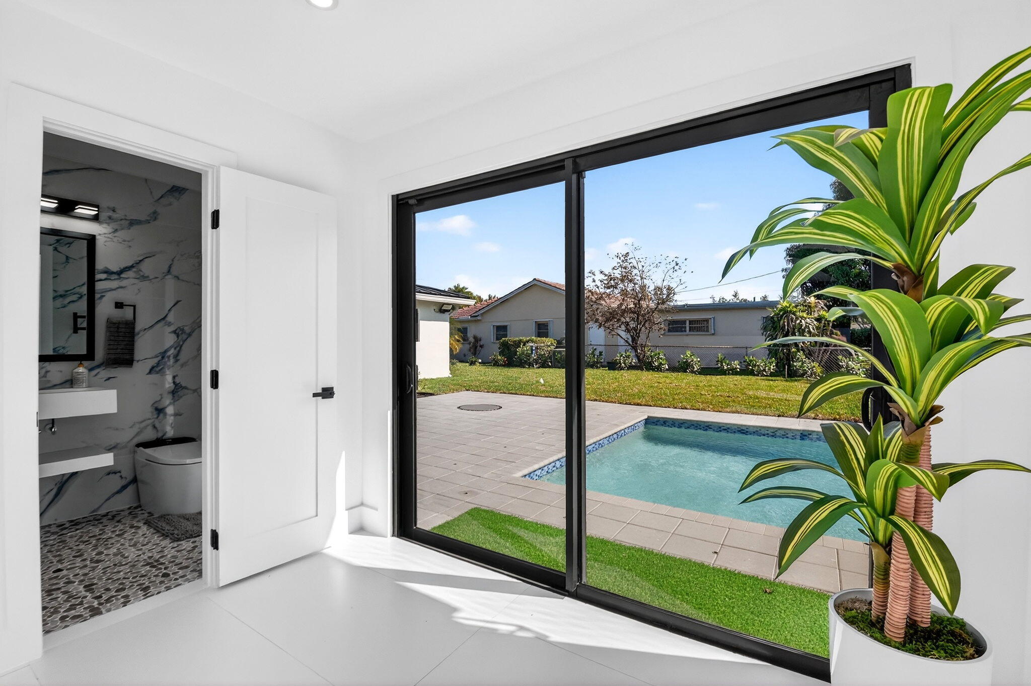 LAKE CLARKE ISLE 2 - Residential