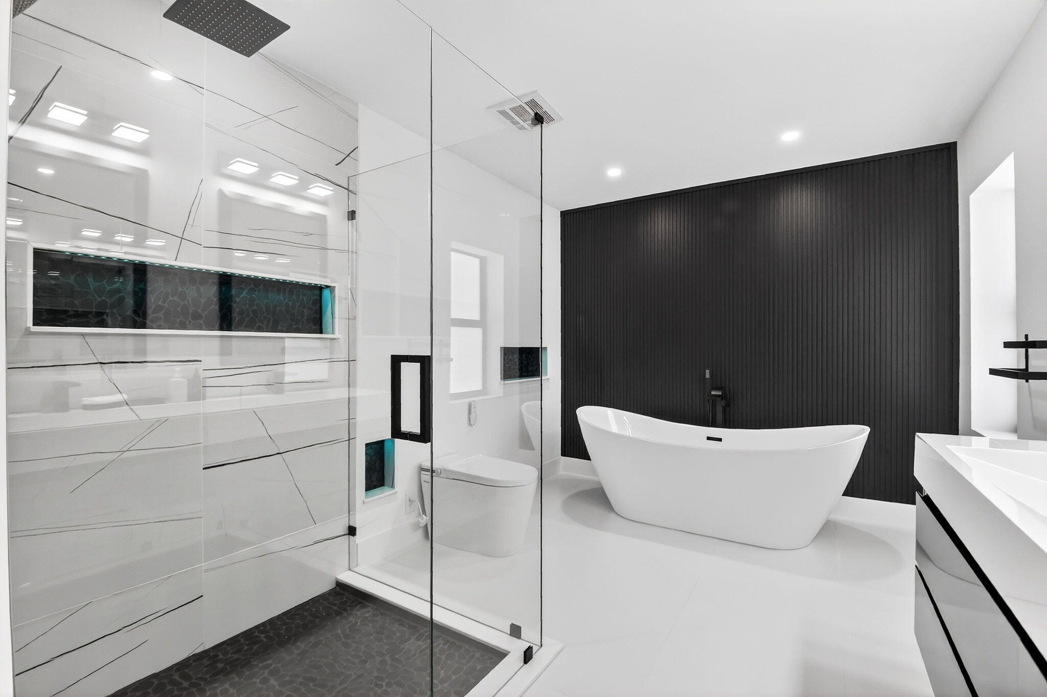 LAKE CLARKE ISLE 2 - Residential