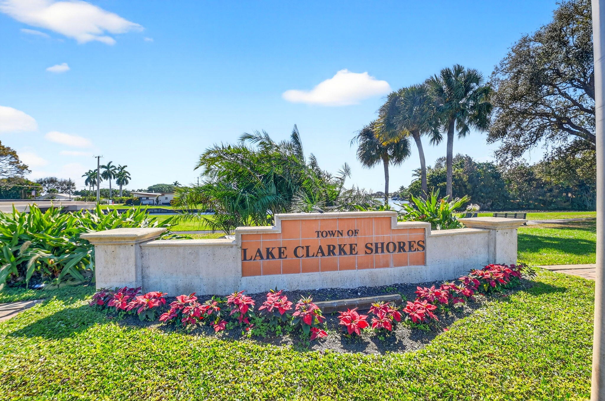 LAKE CLARKE ISLE 2 - Residential