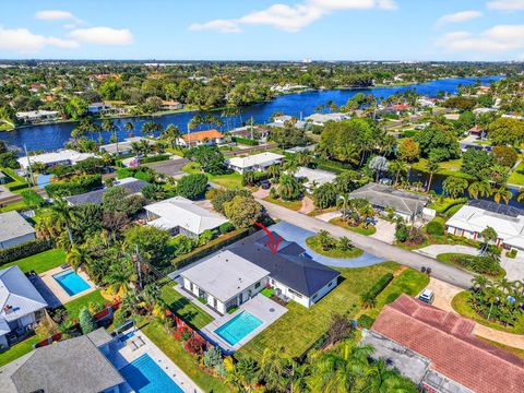 Tiny photo for 1410 Beta Court N, Lake Clarke Shores, FL 33406 (MLS # R11159869)