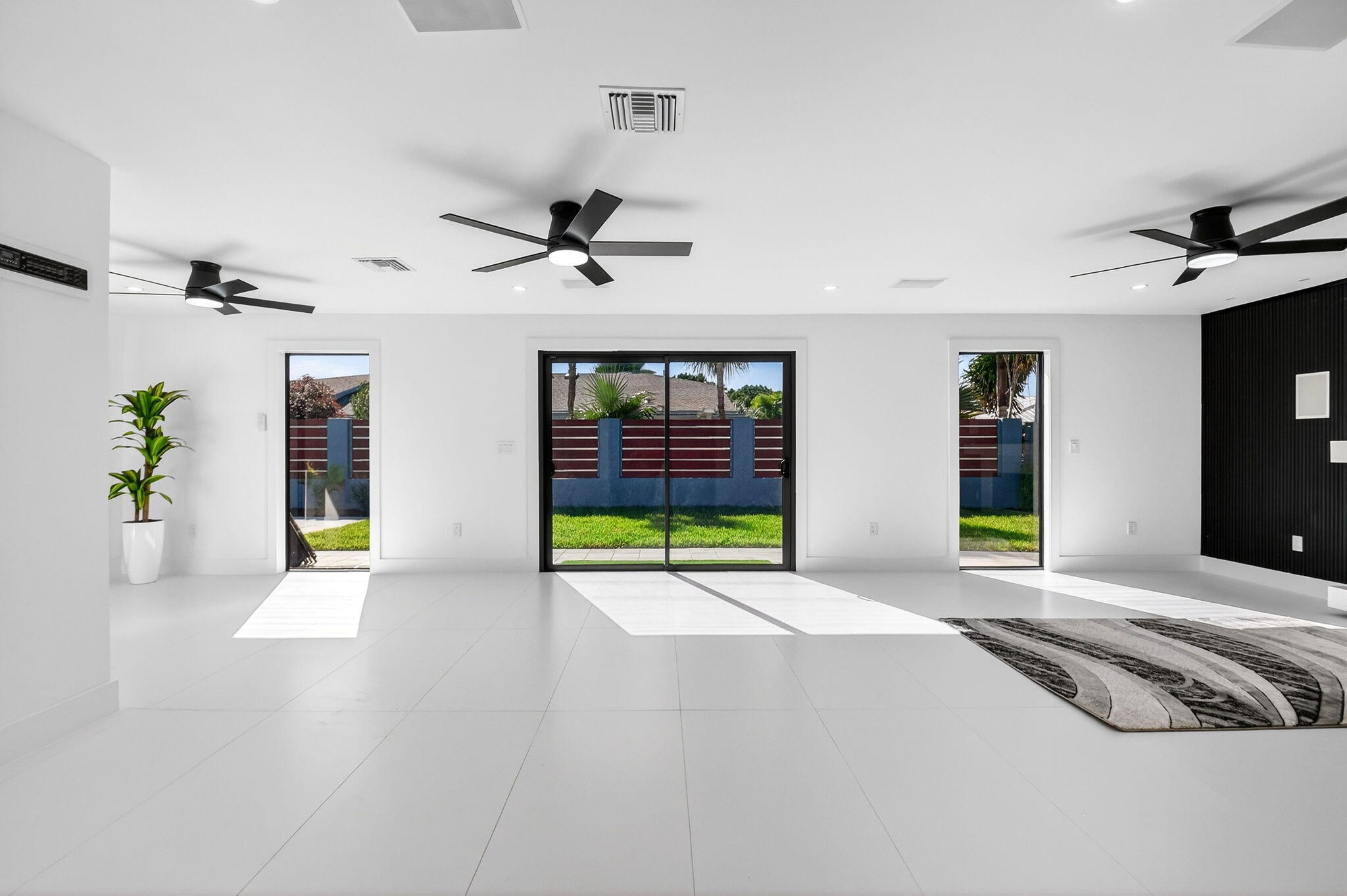 LAKE CLARKE ISLE 2 - Residential