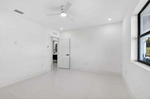 Tiny photo for 1410 Beta Court N, Lake Clarke Shores, FL 33406 (MLS # R11159869)