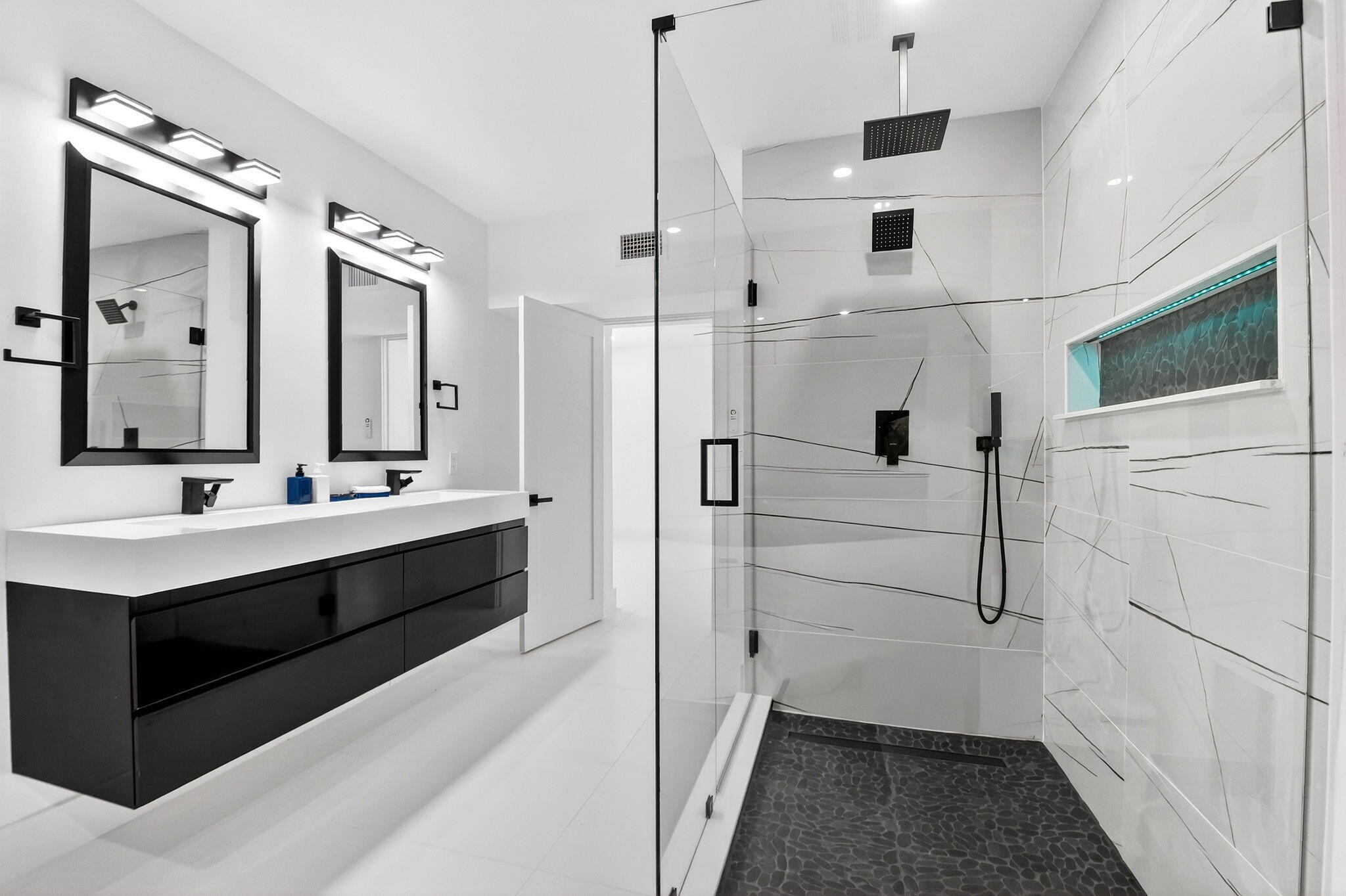 LAKE CLARKE ISLE 2 - Residential