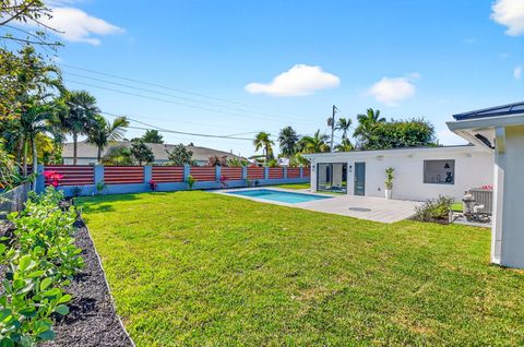 Tiny photo for 1410 Beta Court N, Lake Clarke Shores, FL 33406 (MLS # R11159869)